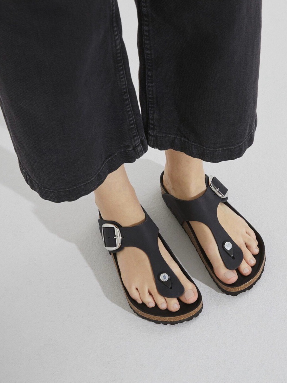 Birkenstock Women’s Black Buckle Toe-Post Sandals